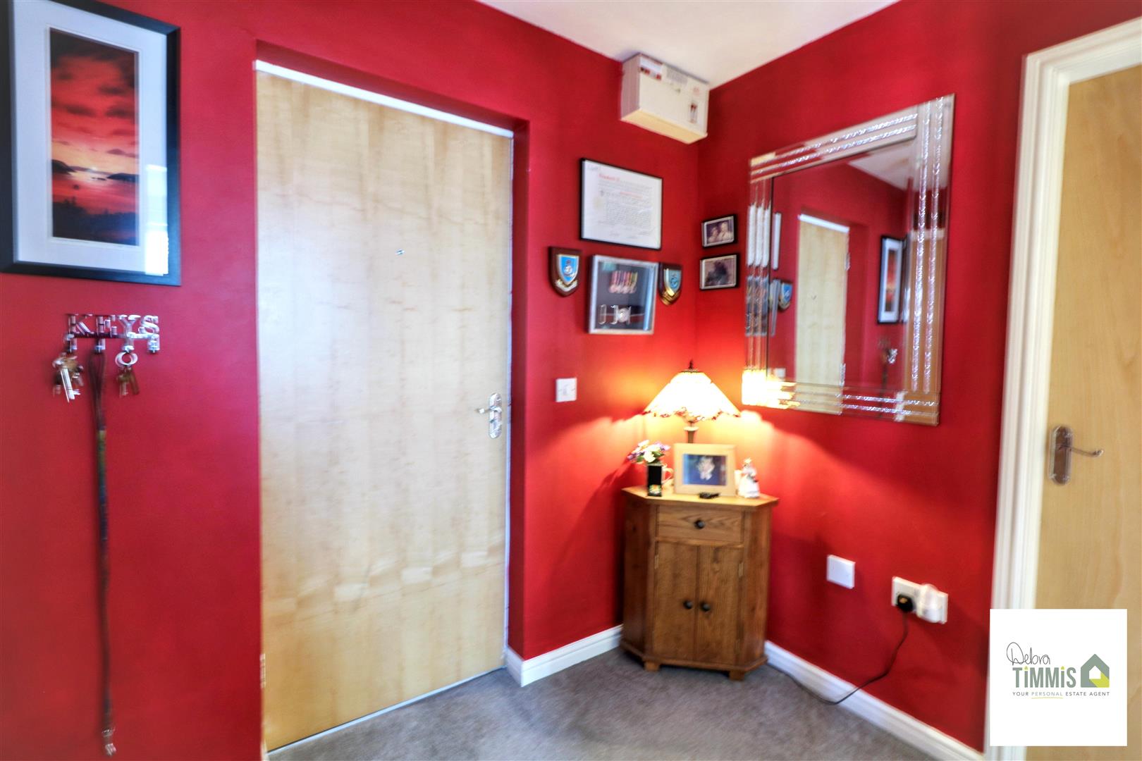 2 bed property in Hayeswood Grove, Stoke-On-Trent